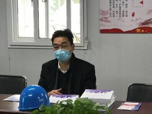 市建設局黨委書(shū)記、局長(cháng)戴健赴房總集團市北32#地塊視察復工復產(chǎn)安